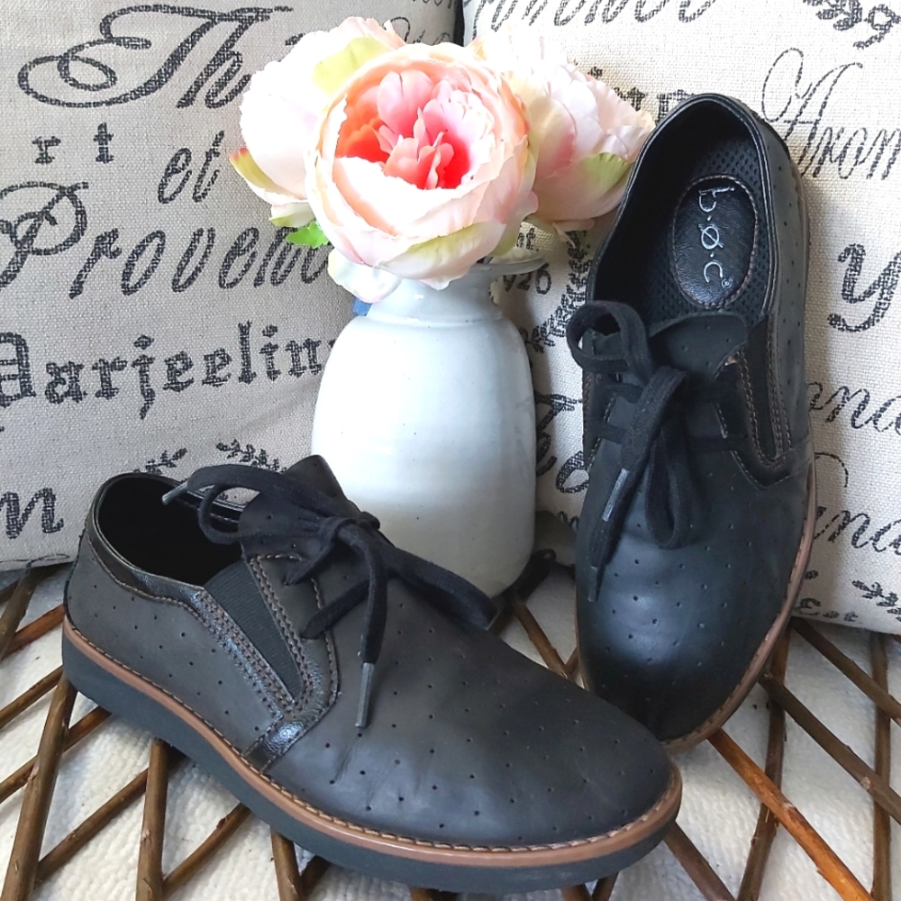 BOC Born Concept leather sneakers comfort shoes lace up black